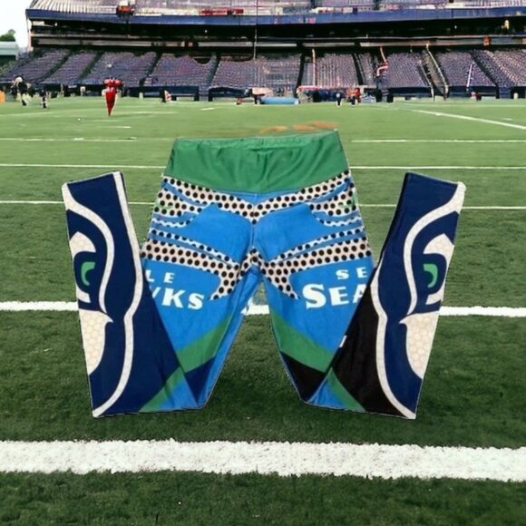 NFL SEATTLE SEAHAWKS Leggings Size Small Football Very Stretchy Athleisure - Picture 2 of 7
